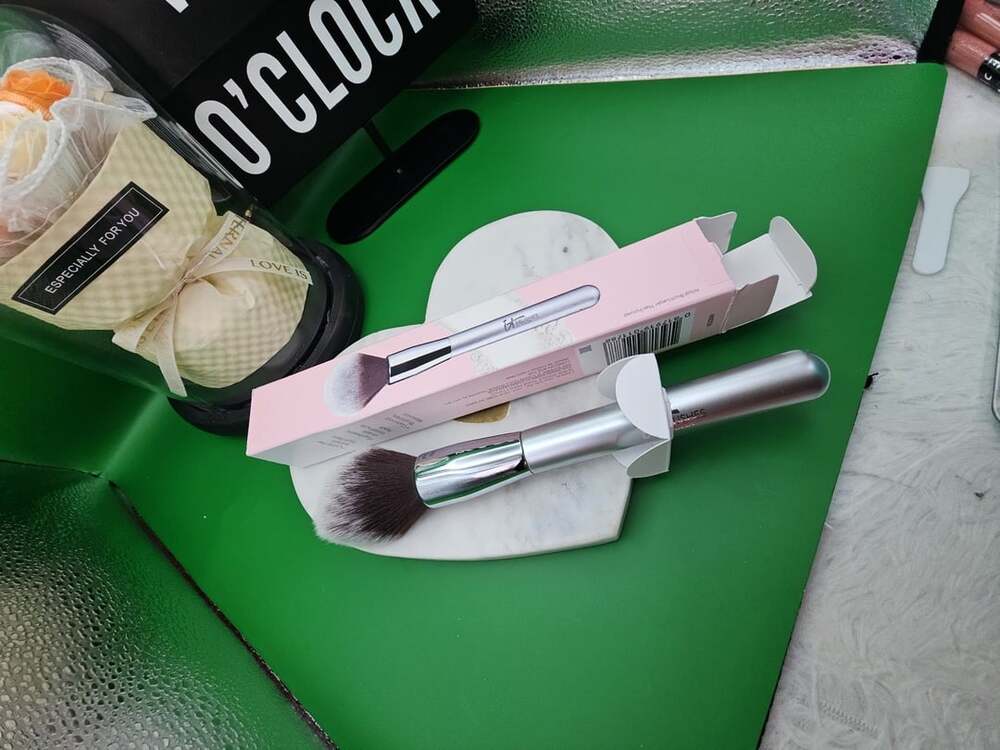 IT Brushes For Ulta Airbrush 108 Powder Wand Brush